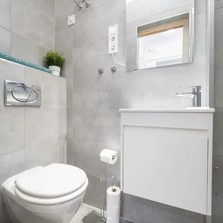 The Color Loft Dob Eleven Budapest