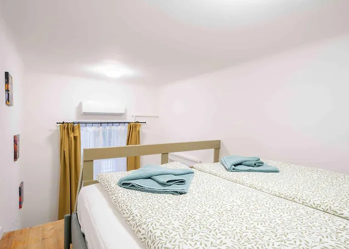 Apartament The Color Loft Dob Eleven *
